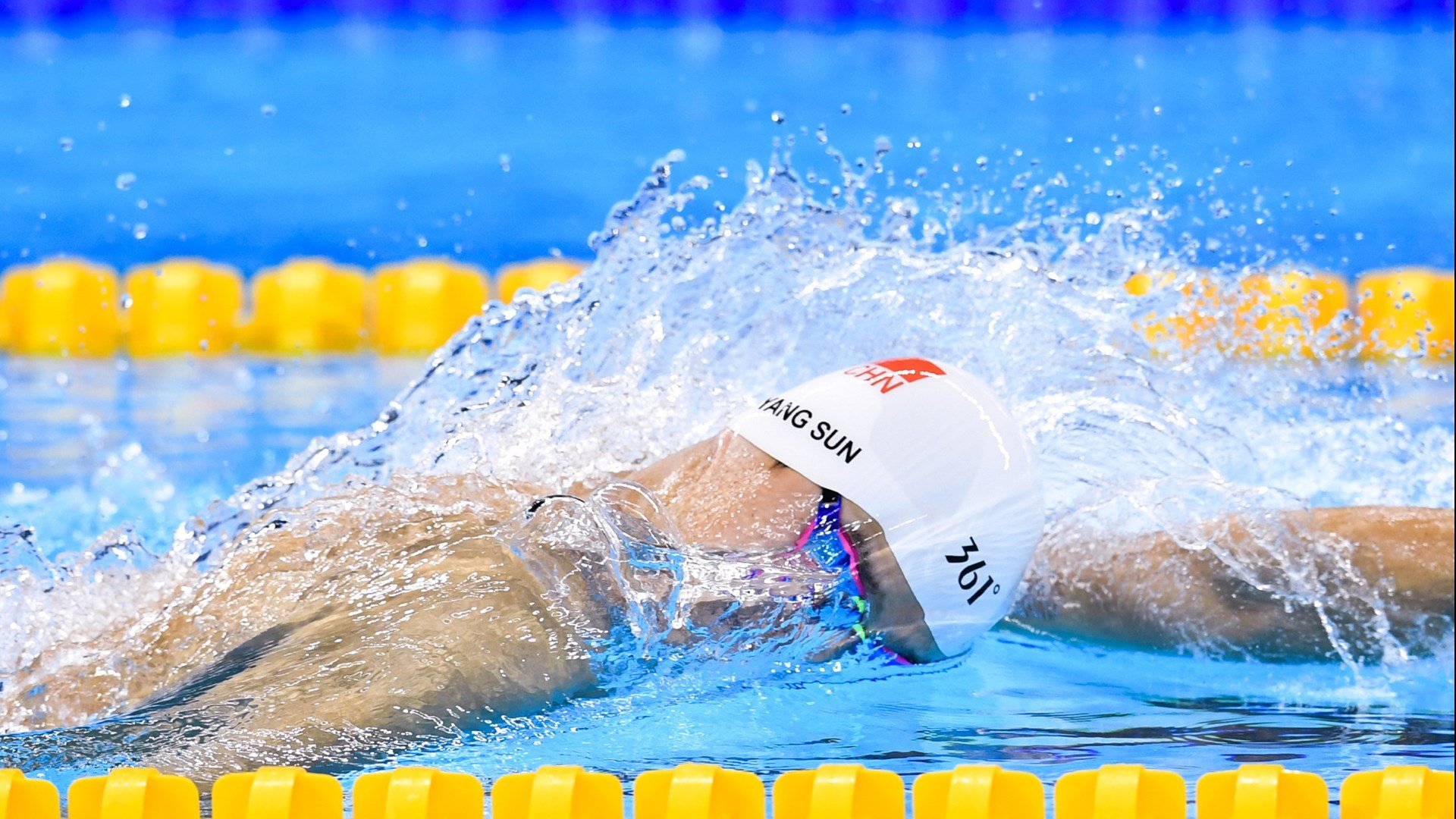 孤鹰展翅，武切维奇关键一役定乾坤，雷霆之怒难阻淘汰赛征程