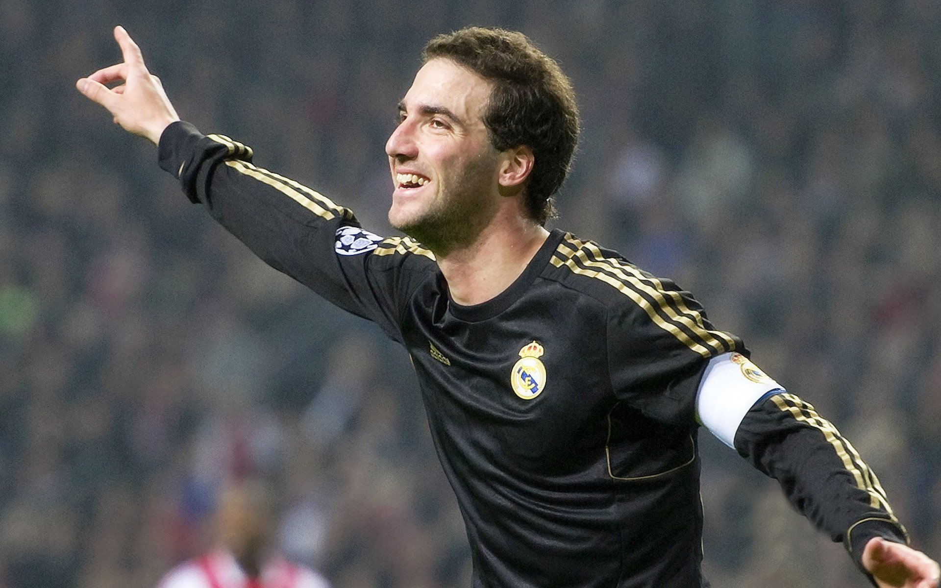 绿茵场与乒乓台,当韩国力克葡萄牙,马龙刷新纪录